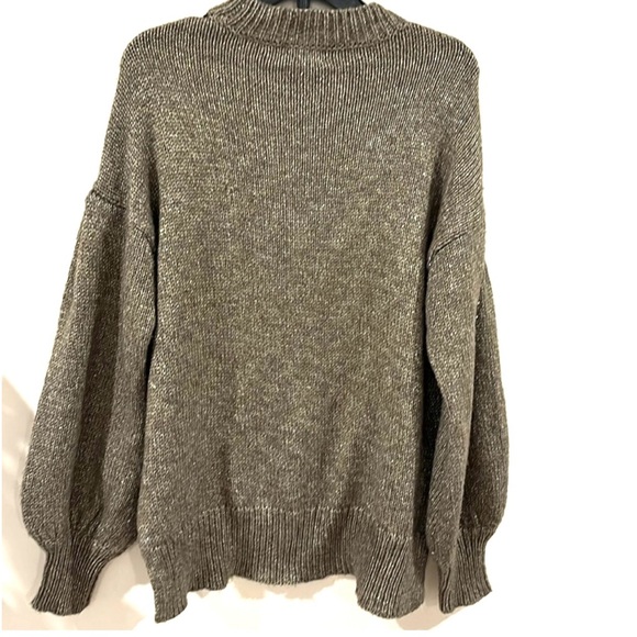 AVA & VIV Metallic Golden Fancy Holiday Size 1X Knit Sweater - Picture 2 of 10